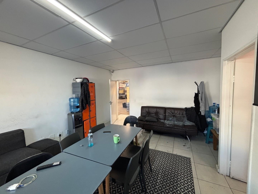 To Let commercial Property for Rent in Rivergate Western Cape